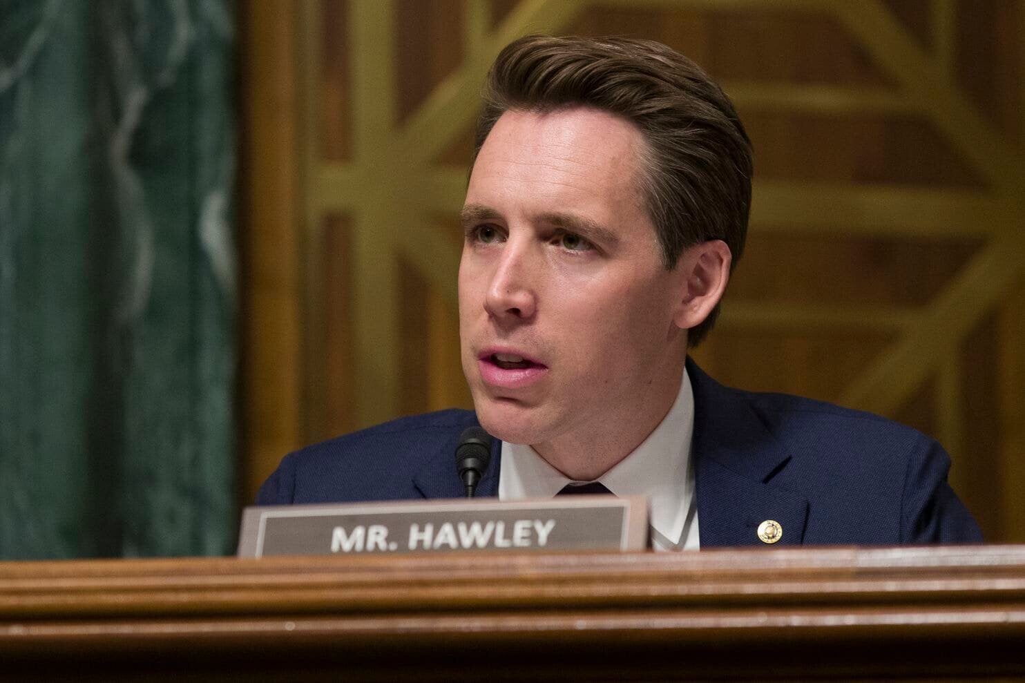共和黨參議員 Josh Hawley
