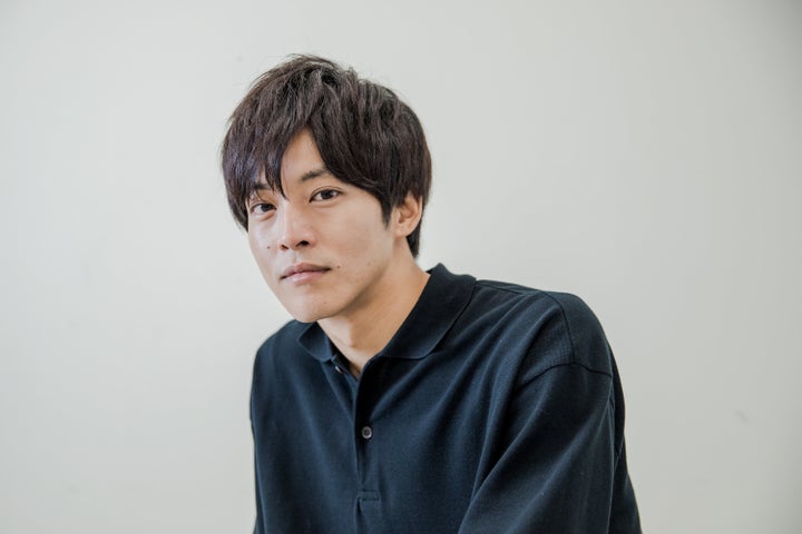 松坂桃李が 感情を伝える仕事 を通して表現すること 無意識の モノサシ に気づき 頼りあえる社会になるには ハフポスト アートとカルチャー 松坂桃李が 感情を伝える仕事 を通して表現すること 無意識の モノサシ に気づき 頼りあえる社会になるには ハフポスト アートとカルチャー