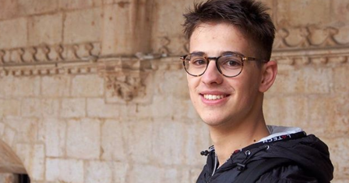 E Un 19enne Il Sindaco Piu Giovane D Italia A Onore Ha Battuto L Avversaria Per 14 Voti L Huffpost