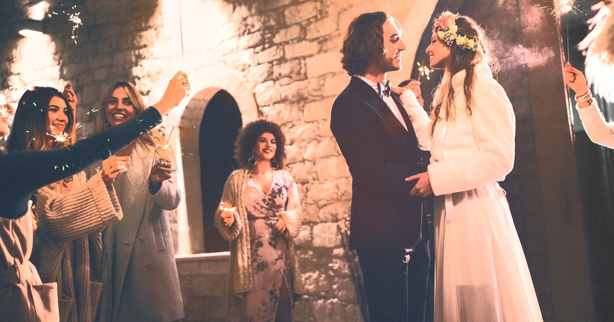 The 8 Dos And Donts Of Being An Evening Wedding Guest Huffpost Uk Life 