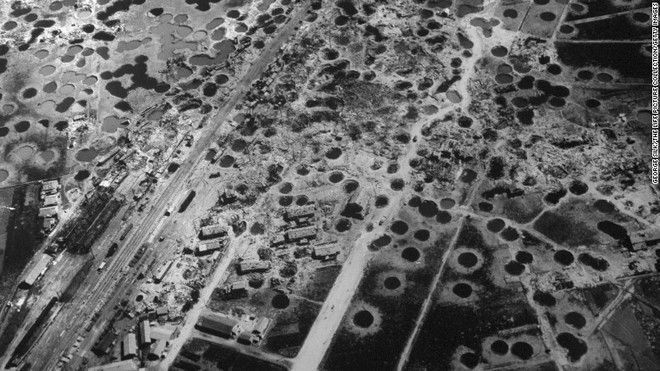 Χιροσίμα: αεροφωτογραφία τρεις εβδομάδες μετά το βομβαρδισμό του 1945.