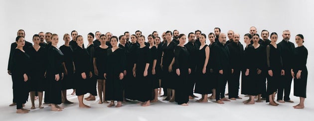 «Ορέστεια». Τρεις σκηνοθέτες, 41 ηθοποιοί, σε μία ενιαία παράσταση 4 ωρών. 