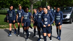 Pourquoi les Bleues ont dû laisser leur place aux Bleus à