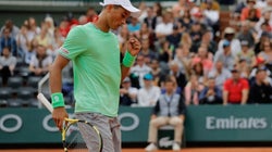 Antoine Hoang crée la surprise à Roland-Garros en battant le 27e