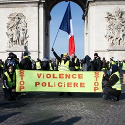Des policiers “jetés en pâture”: les syndicats ulcérés par les
