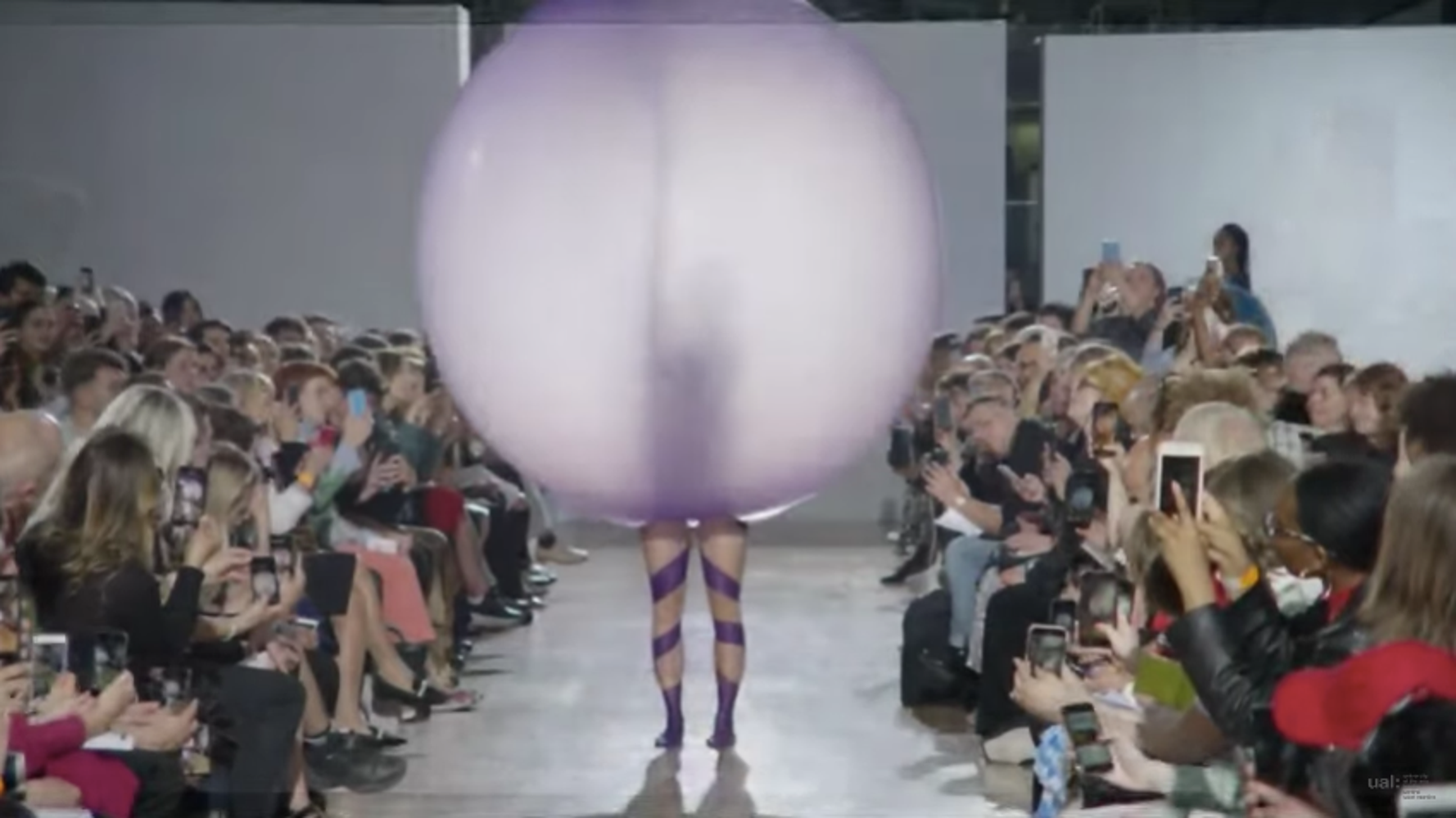 Watch These Massive Balloons Turn Into Dresses Before Your Eyes | HuffPost Life Watch These Massive Balloons Turn Into Dresses Before Your Eyes | HuffPost Life