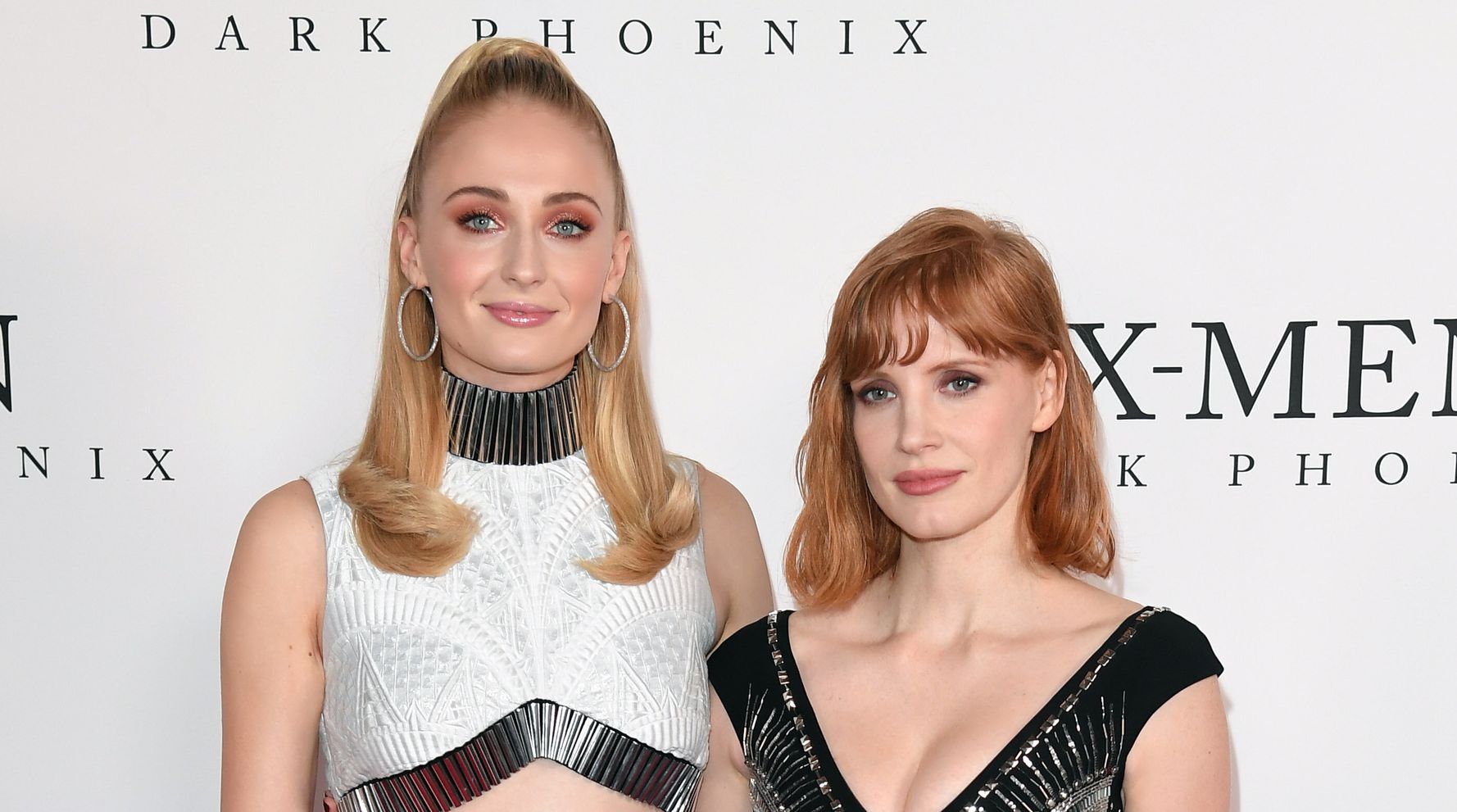 Софи тернер и перегрин. Jessica Chastain Sophie Turner hot. Jessica Chastain and Sophie Turner photos.