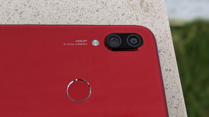 The one difference in the Xiaomi Redmi Note 7S is the camera, which has been upgraded significantly over the Xiaomi Redmi Note 7.