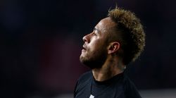 Neymar se défend en révélant ses échanges avec la femme qui l’accuse de