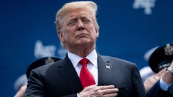 Todas las razones por las que es probable que Trump tenga que agachar la cabeza ante Isabel