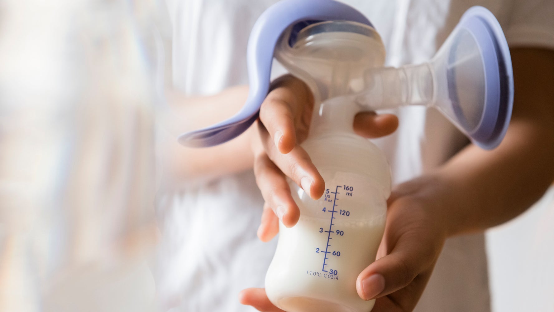 Breast Milk Pumping Hack Could Ease New Moms Stress Huffpost Canada Parents Breast Milk Pumping Hack Could Ease New Moms Stress Huffpost Canada Parents