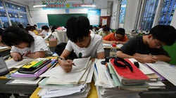 Más que una guerra comercial: China denuncia que sus estudiantes tienen problemas con los visados en