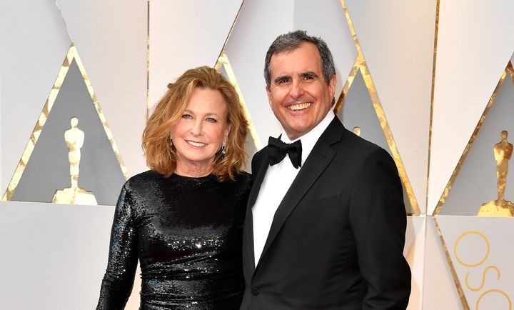 Producer Peter Chernin and his wife, Megan, at the Oscars in 2017.