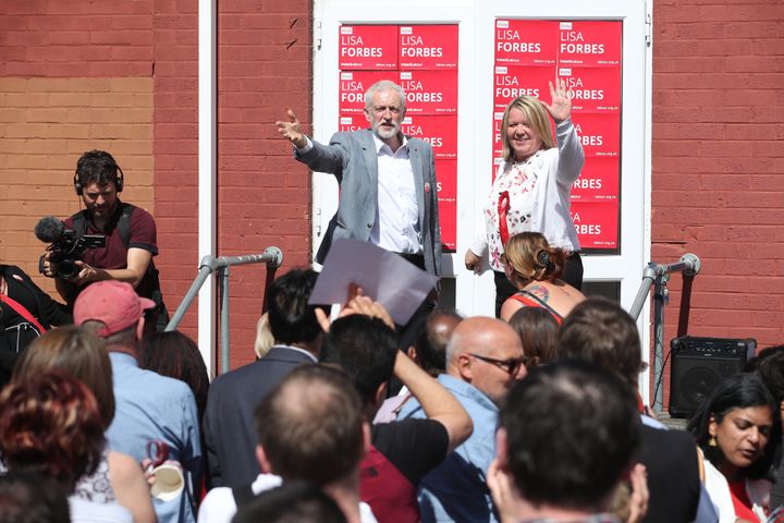 Corbyn campaigning with Labour candidate Lisa Forbes 