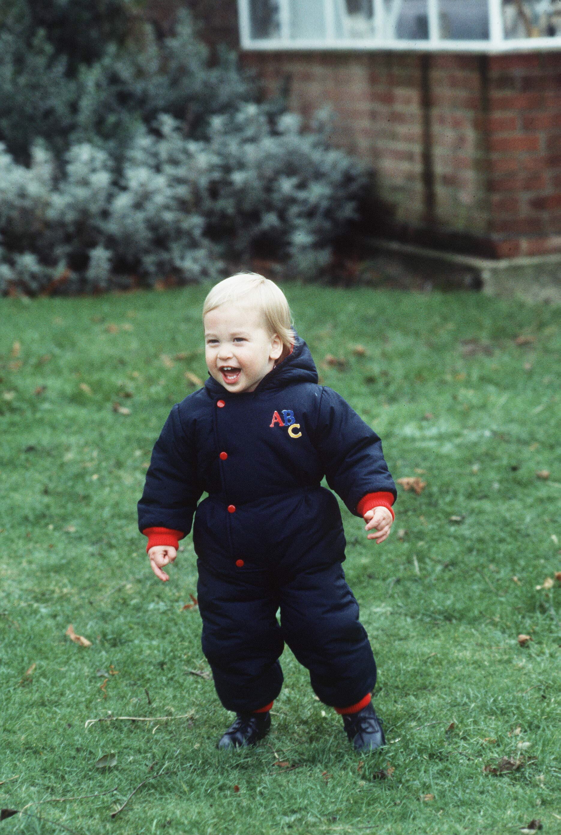 39 Adorable Photos Of Prince William As A Baby | HuffPost Life