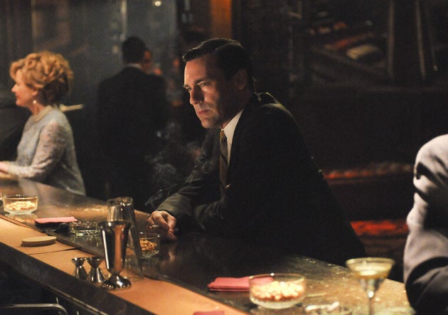 Mad Men You Only Live Twice Season 5 Finale Closes With Bond Theme Audio Huffpost Mad Men You Only Live Twice Season 5 Finale Closes With Bond Theme Audio Huffpost