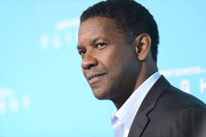 HOLLYWOOD, CA - OCTOBER 23: Actor Denzel Washington arrives at the premiere of Paramount Pictures' 'Flight' held at the Ar