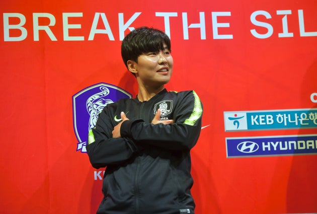 프랑스에서 열리는 2019 FIFA Women's World Cup 기자회견에서 포즈를 취하는 지소연.