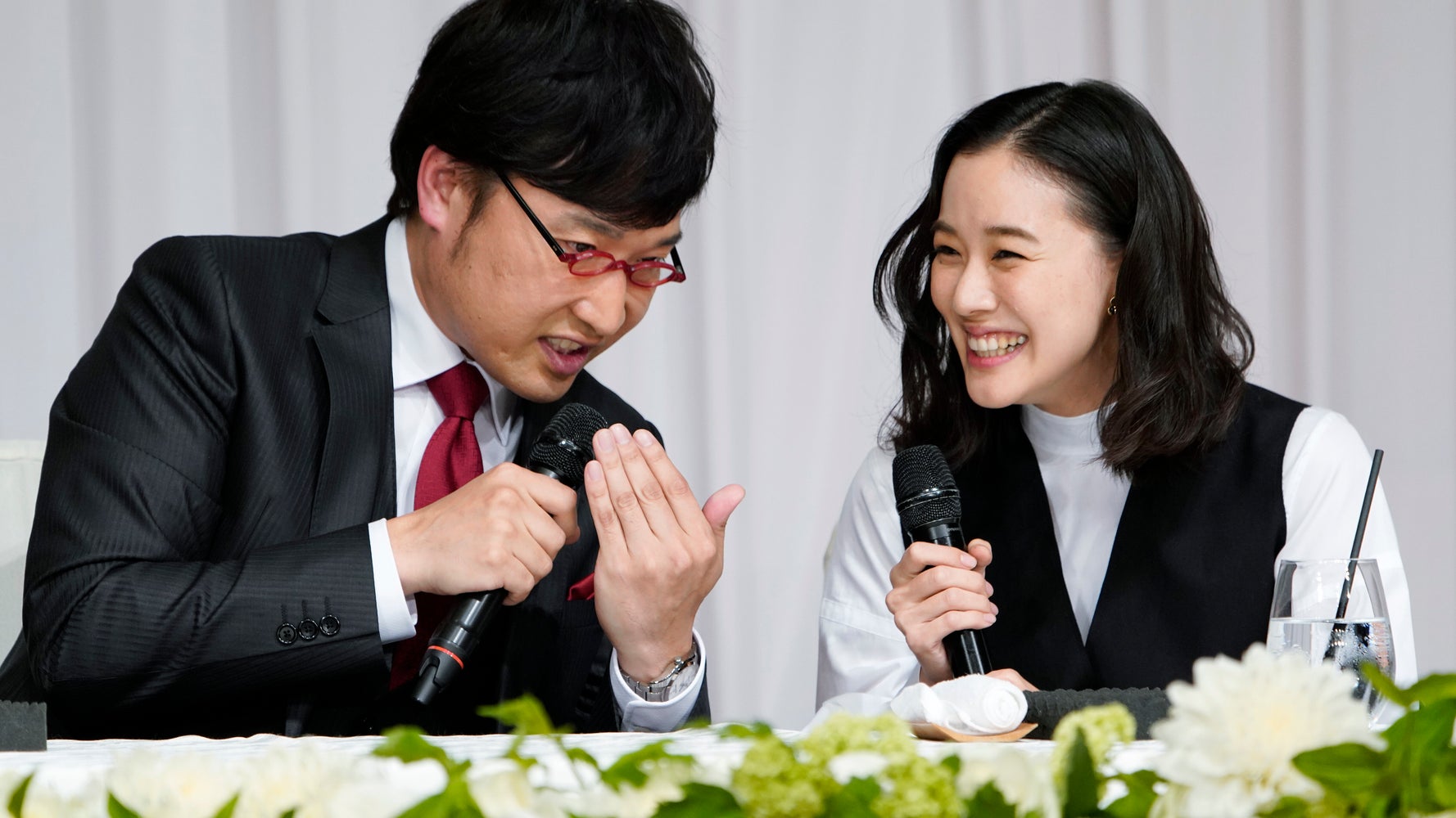 お子さんを作る計画は って聞く必要ある 蒼井優さん 山里亮太さん会見の 質問 への違和感 ハフポスト お子さんを作る計画は って聞く必要ある 蒼井優さん 山里亮太さん会見の 質問 への違和感 ハフポスト