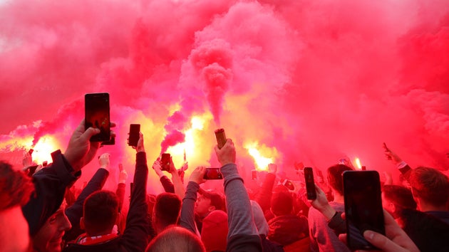 Existe-t-il des femmes hooligans? 5cf95e292100004011e6bbd8