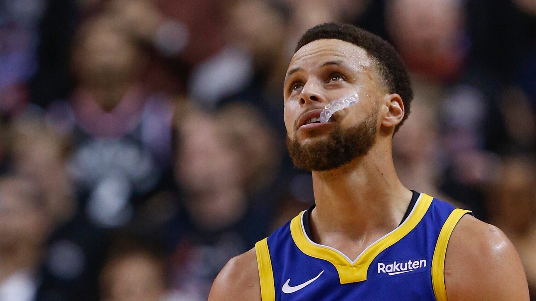We Asked A Dental Hygienist About Steph Curry S Nasty Mouthguard