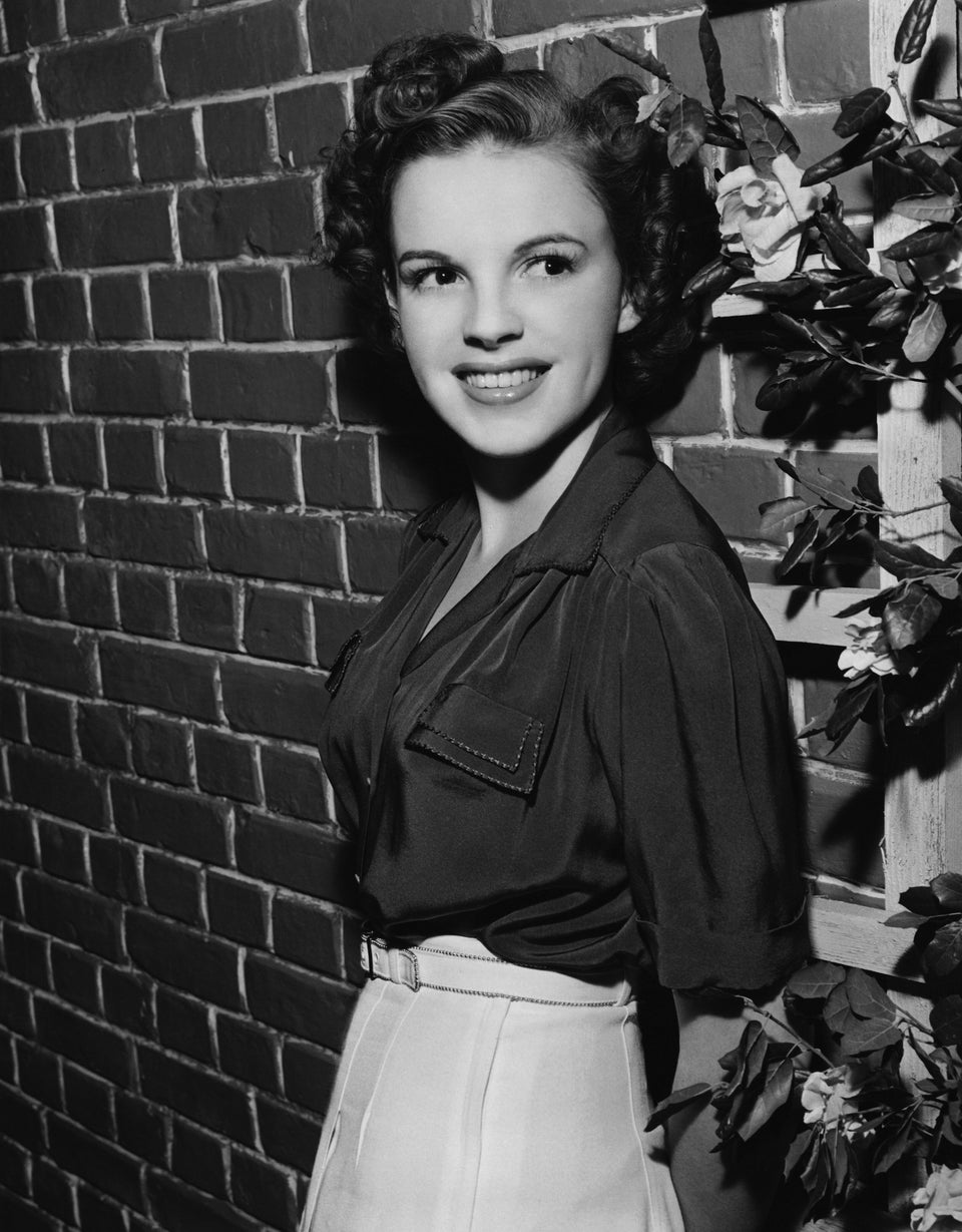 Judy Garland S Career In 31 Stunning Photos Huffpost Life