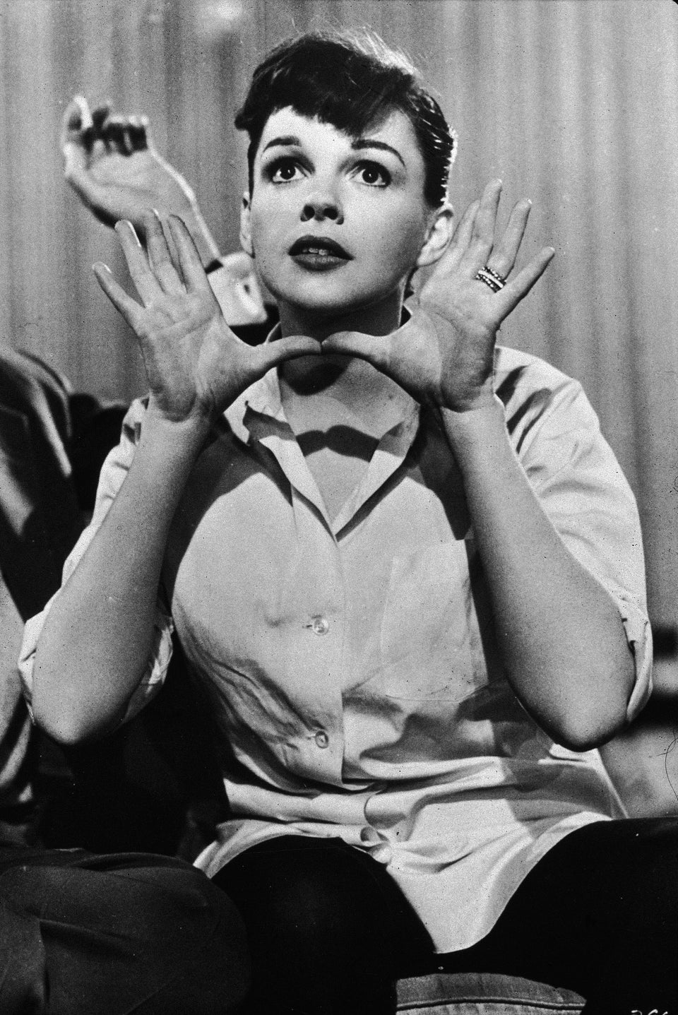 Judy Garland S Career In 31 Stunning Photos Huffpost Life