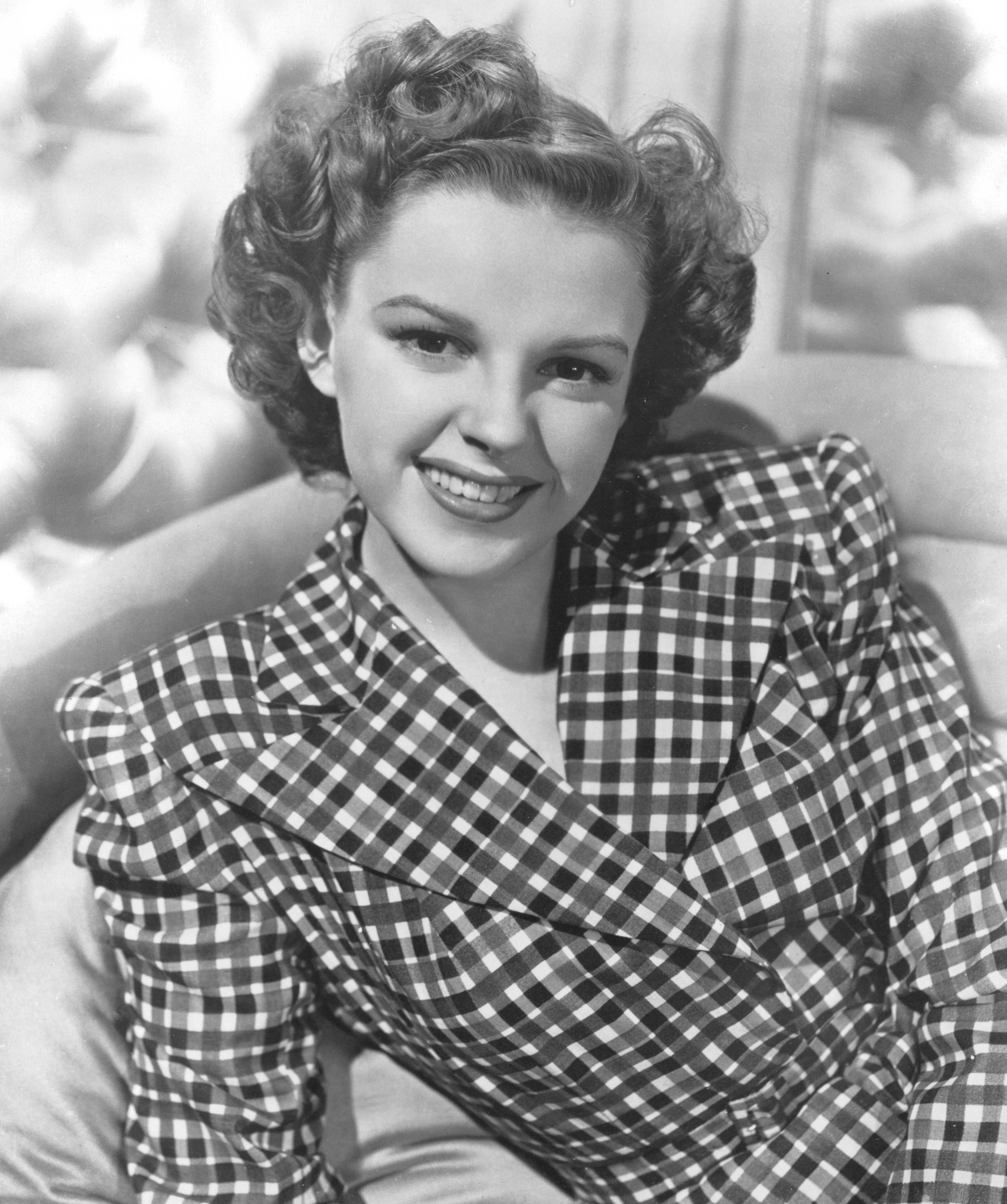 Judy Garland's Career In 31 Stunning Photos | HuffPost UK Style & Beauty