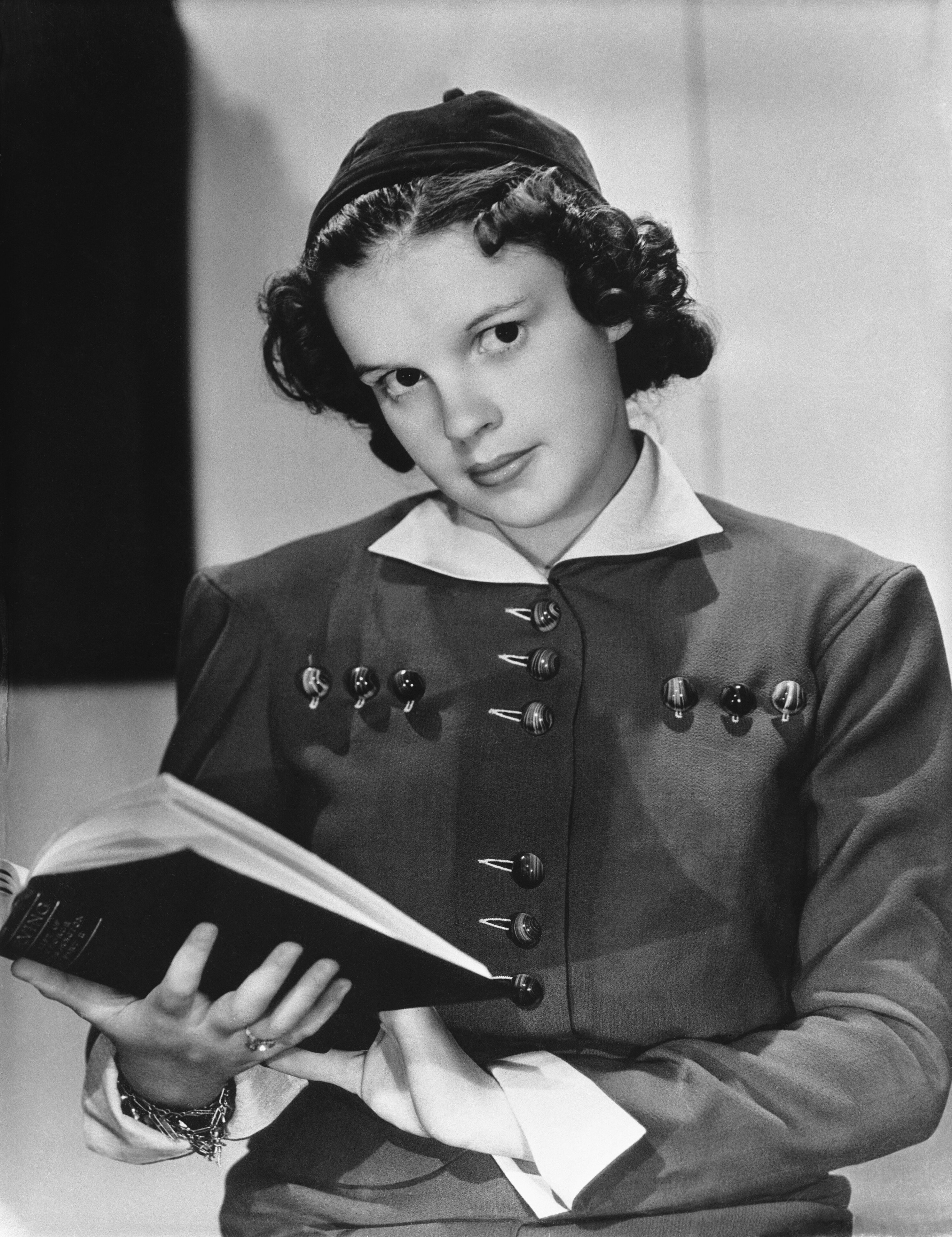 Judy Garland's Career In 31 Stunning Photos | HuffPost UK Style & Beauty