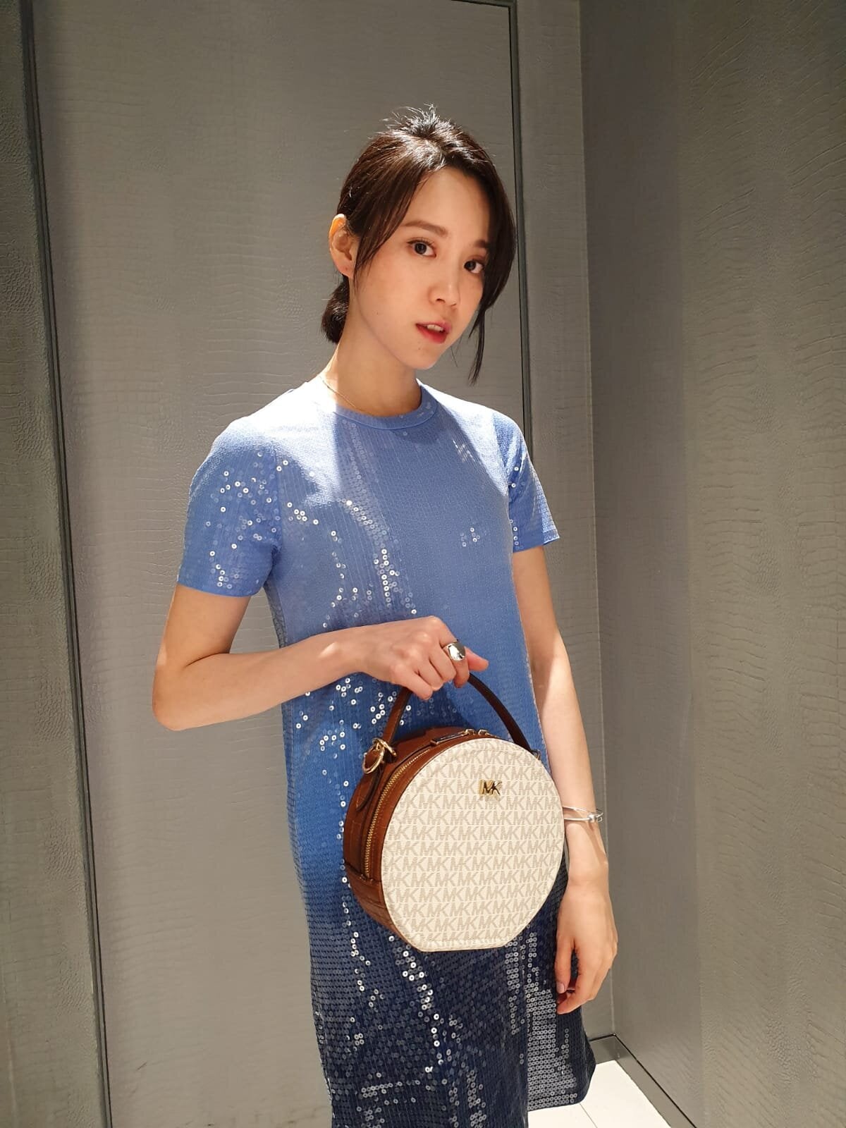 【明星搜查線】婚禮打扮不失禮 程予希穿出洋裝低調簡約