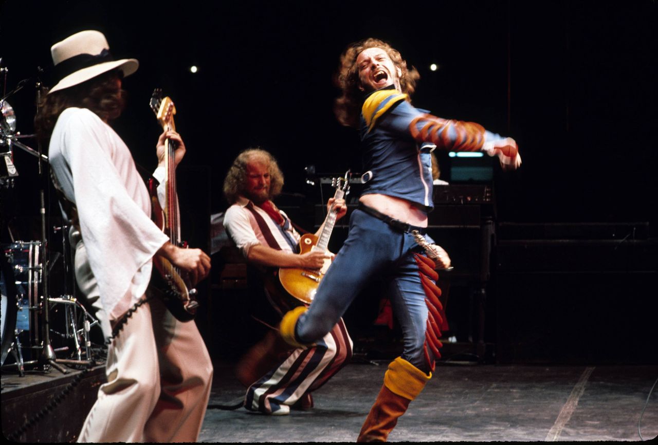 Οι Jethro Tull και ο Ιαν Αντερσον το 1976.