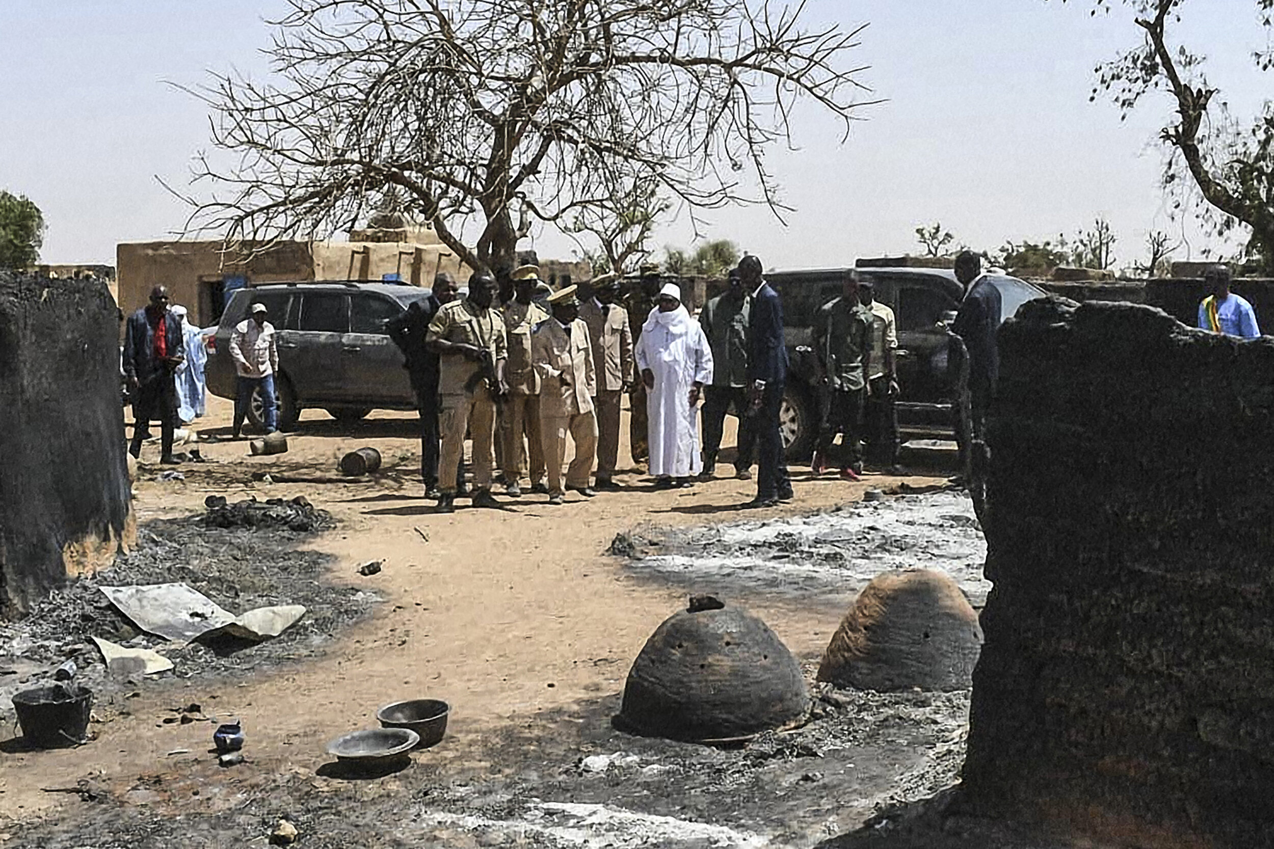 Au Mali, Le Massacre D'un Village Dogon Fait Une Centaine De Morts | Le ...