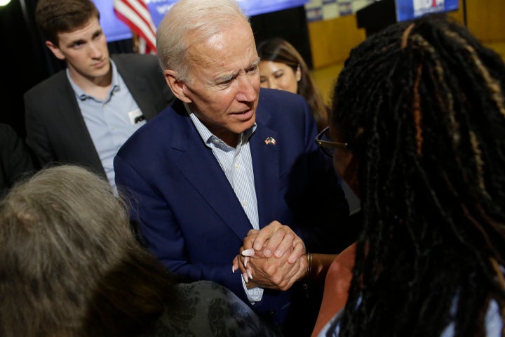Iowa Rally Biden Joe Biden Portrays Himself As The Anti-Trump During Iowa Swing ...
