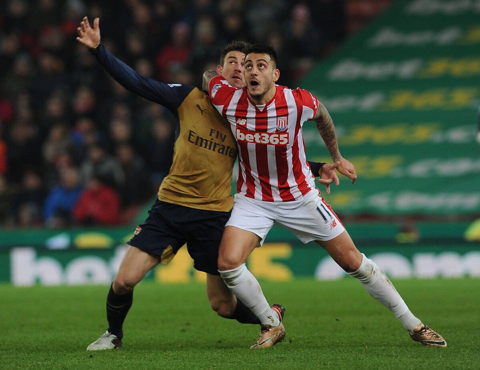 Stoke City v Arsenal - Premier League