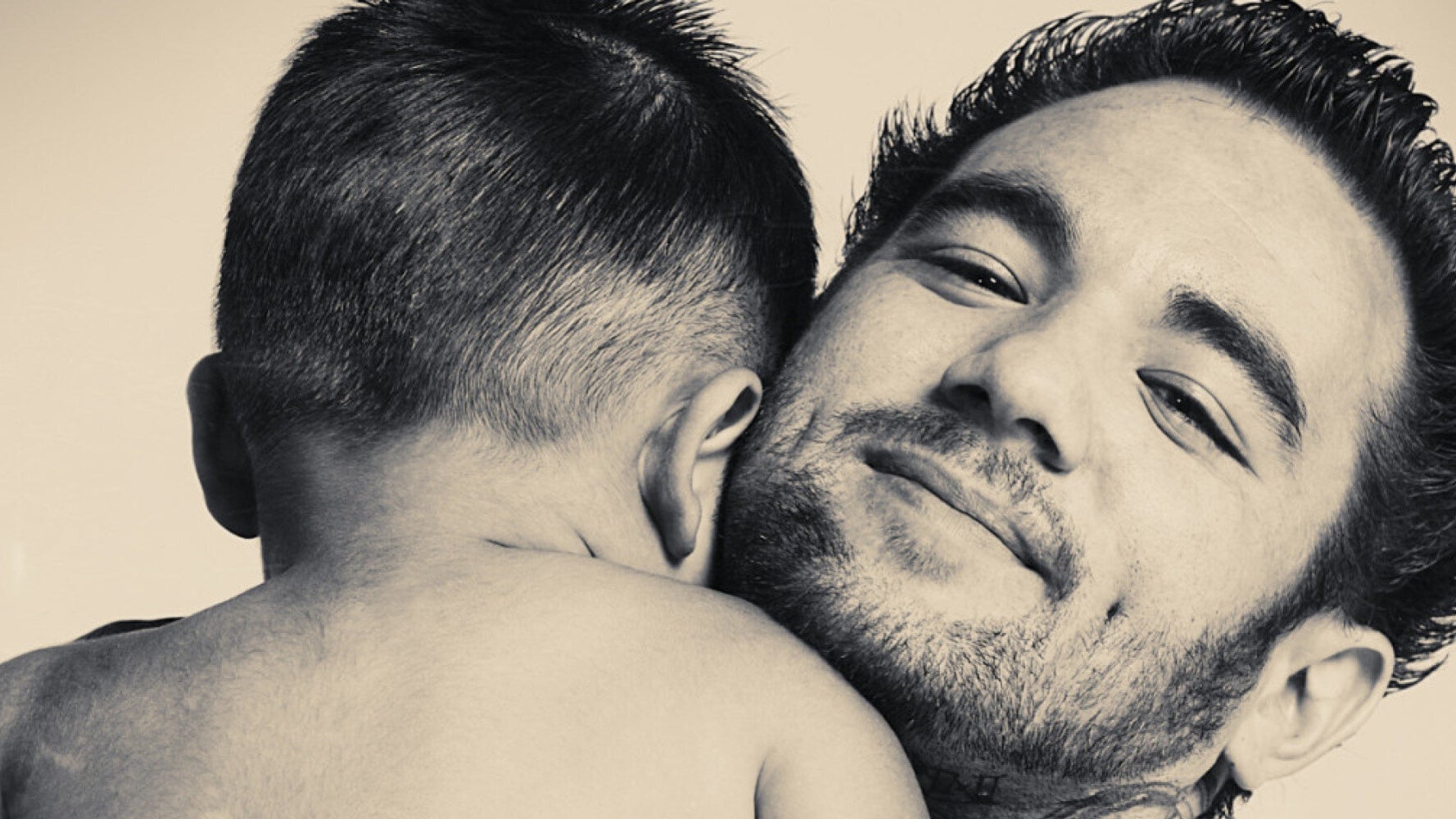 Is It Wrong for Dads to Bathe With Their Babies? HuffPost UK Parents