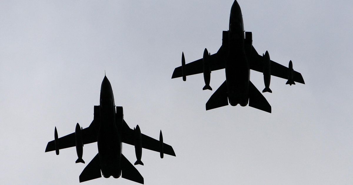 RAF Tornados Bomb Isis Militants In Mosul, Iraq | HuffPost UK News