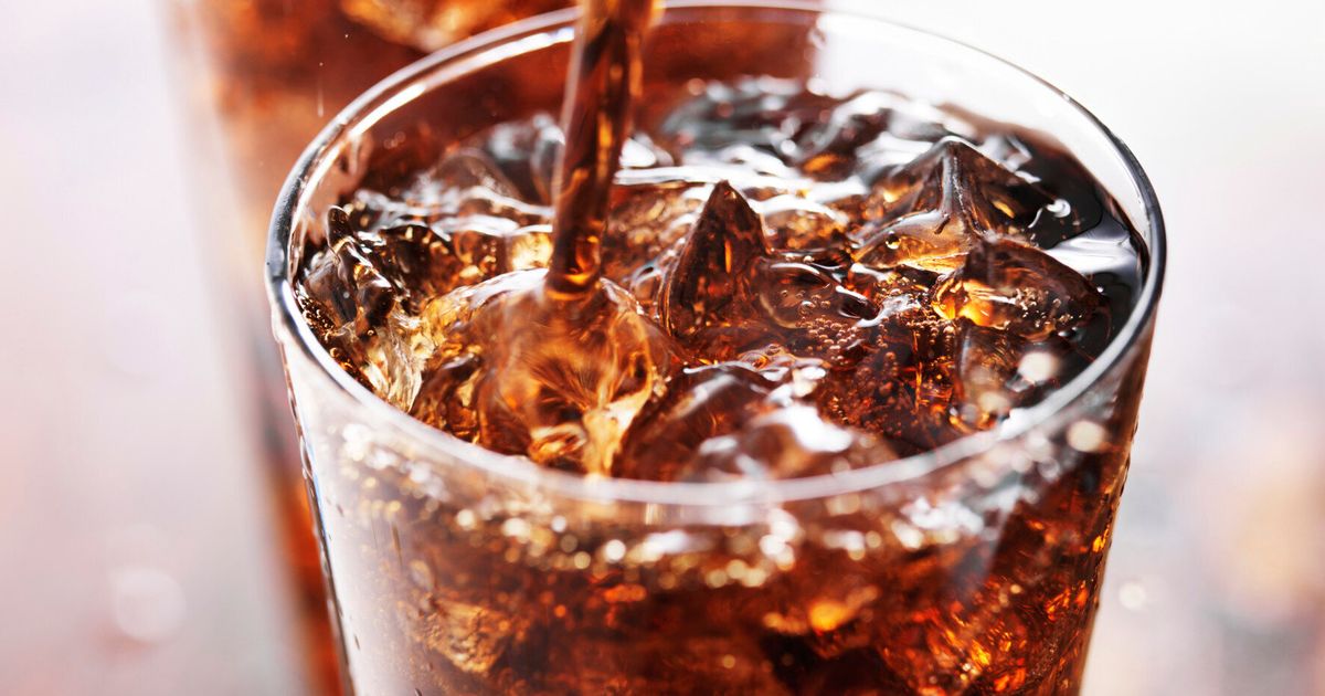 This Is What Would Happen To Your Body If You Only Drank Fizzy Drinks
