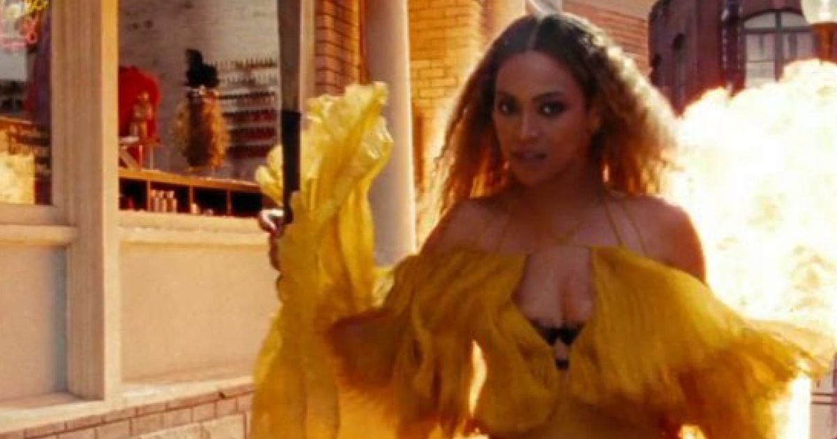 Beyoncé Us Black Women Are Toasting You With A Glass Of Lemonade