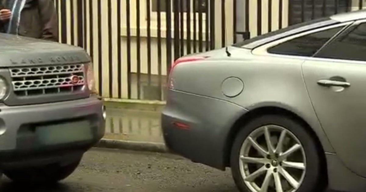 David Cameron Had A Bit Of A Car Crash Outside 10 Downing Street