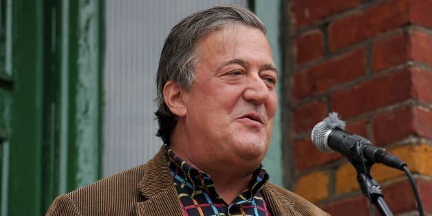 Stephen Fry unveils a Blue Plaque at 103 Woodside in Wimbledon, the former home of Historical novelist Georgette Heyer.