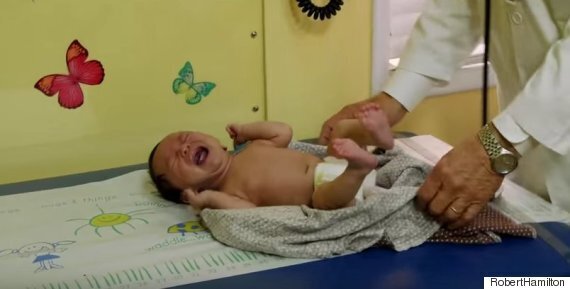 Paediatrician Demonstrates How To Calm Crying Baby In Seconds With ...