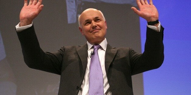 BLACKPOOL, UNITED KINGDOM - OCTOBER 02: Former conservative party leader Ian Duncan-Smith gestures to the audience after receiving a standing ovation from delegates at the 2007 Conservative Conference at Blackpool's Winter Gardens, on 2 October, 2007 in Blackpool, England. (Photo by Christopher Furlong/Getty Images)