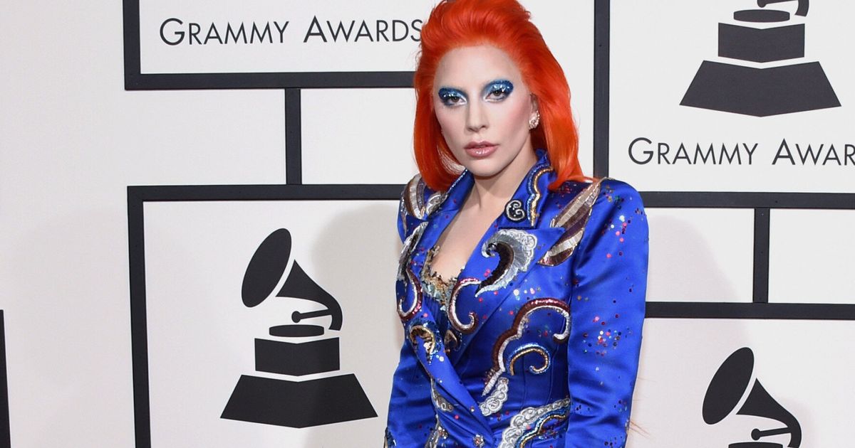 Gaga Sprinkles Her David Bowie Grammys Tribute Outfit With Ziggy Stardust