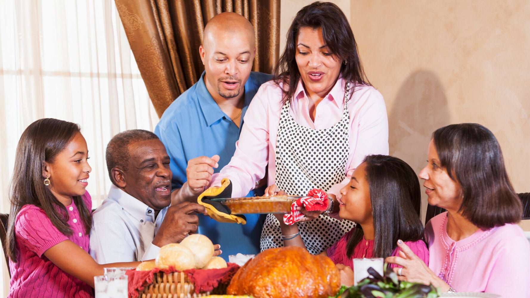 We're willing to put in the effort, even if we do a few separate things simple enough for our kids (who are. Christmas Dinner For Just Kids : Christmas Day Dinner With Kids 13 Top Tips On Avoiding Tantrums And Staying Relaxed Huffpost Uk Parents