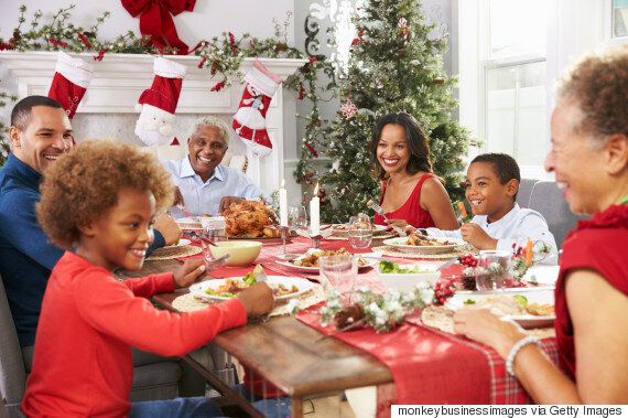 Christmas Day Dinner With Kids 13 Top Tips On Avoiding Tantrums And Staying Relaxed Huffpost Uk Parents