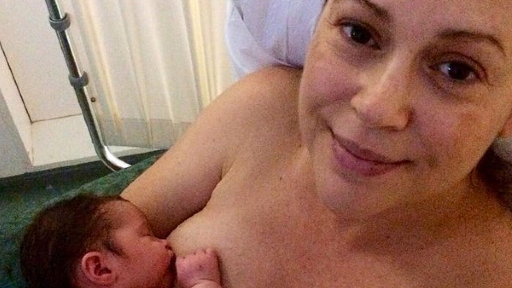 Alyssa Milano On Why She Might Continue Breastfeeding Until Daughter  Elizabella Is Six | HuffPost UK Parents