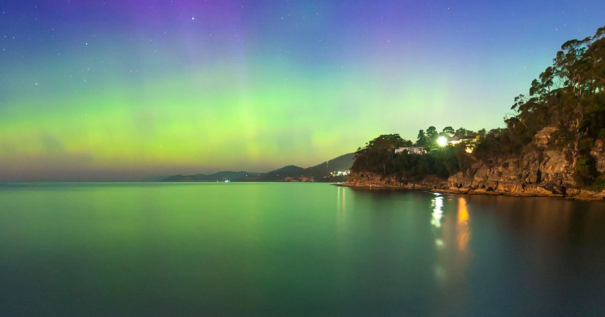 Aurora Australis Solar Flares Cause Stunning 'Southern Lights' Show