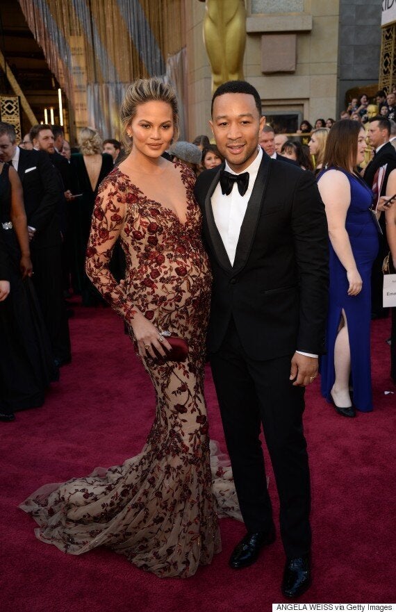 Oscars 2016 Pregnant Chrissy Teigen And John Legend Give Us Couple Style Goals At The Academy Awards Huffpost Uk