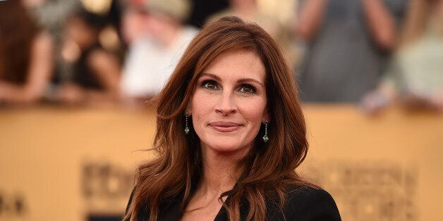 Julia Roberts arrives at the 21st annual Screen Actors Guild Awards at the Shrine Auditorium on Sunday, Jan. 25, 2015, in Los Angeles. (Photo by Jordan Strauss/Invision/AP)