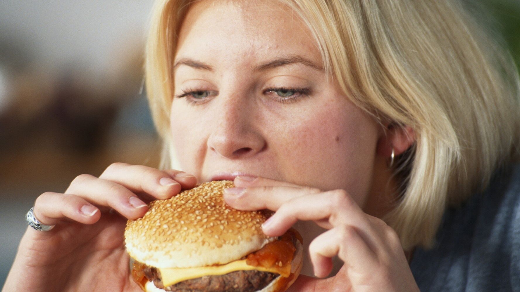 lack-of-sleep-makes-you-feel-hungry-and-can-lead-to-weight-gain-study